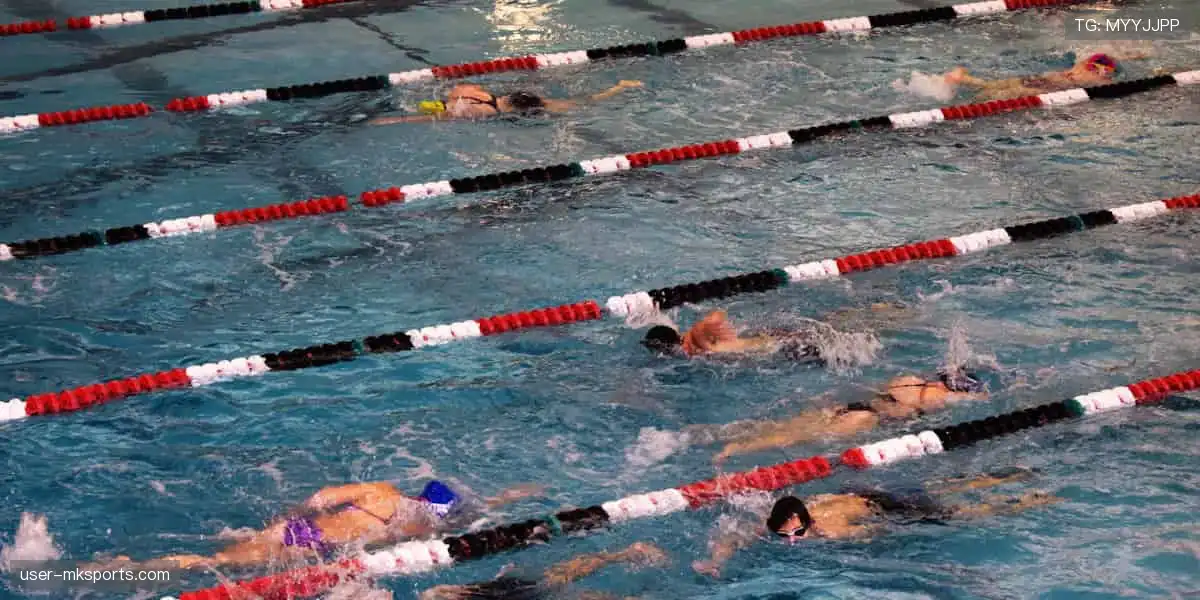 球迷的第二主场，🎯 从球星同款到限量周边，一网打尽你的热爱！